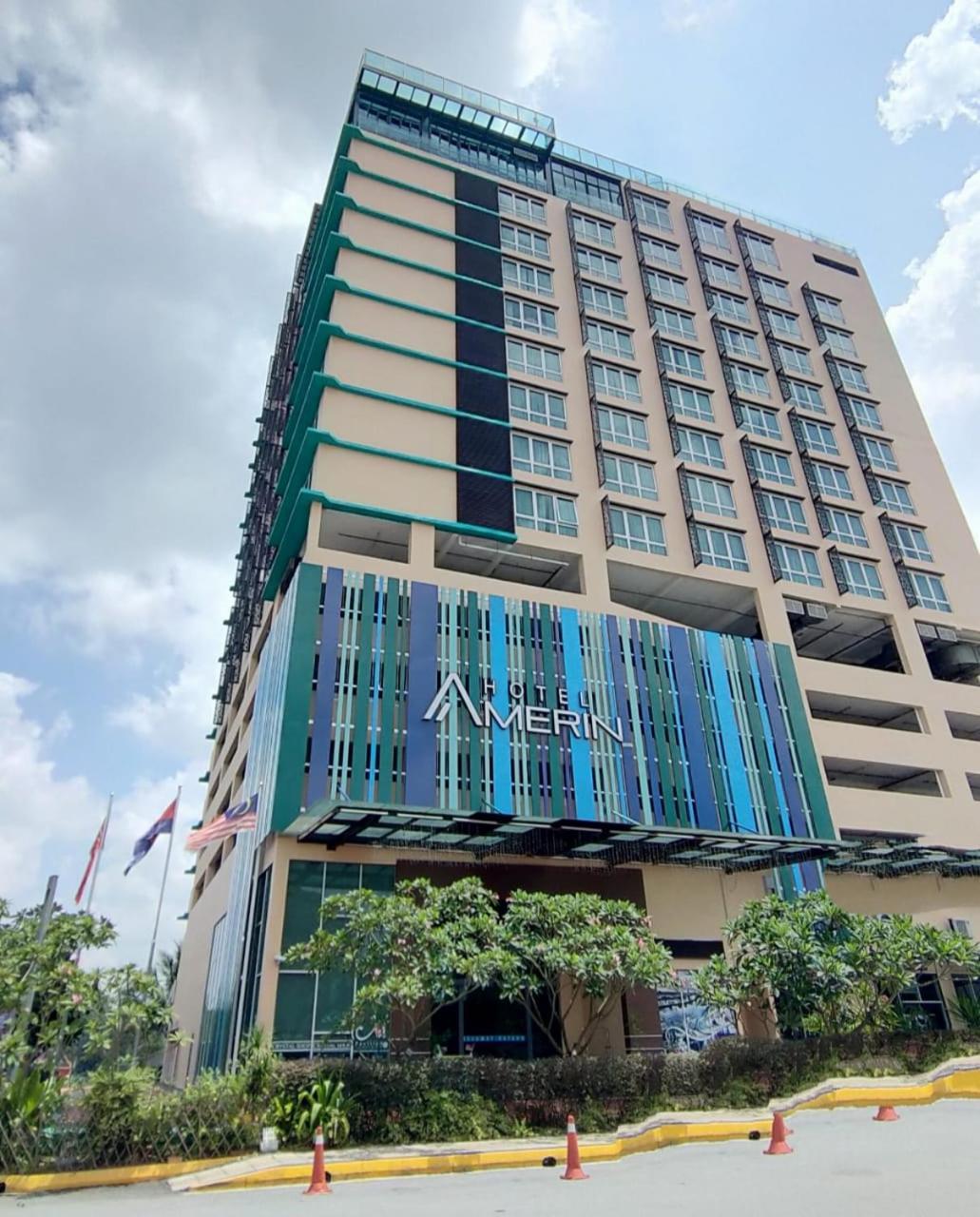 Amerin Hotel Johor Bahru Ngoại thất bức ảnh